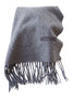 Gråt tørklæde i 100% merino uld fra Moschino