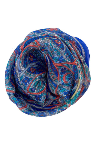 Blåt silketørklæde