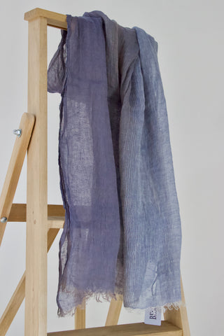 Billede af Eksklusivt stort blåt tørklæde
