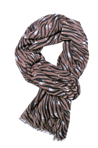 Smukt tørklæde i varm tobacco brun, sort og off-white
